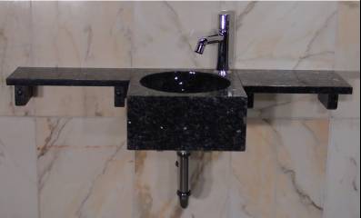 Naturstein Waschbecken Mini mit Ablagen Granit Labrador-Blue-Pearl, Armatur Piper Naturstein Waschbecken Mini mit Ablagen Granit Labrador-Blue-Pearl, Armatur Piper